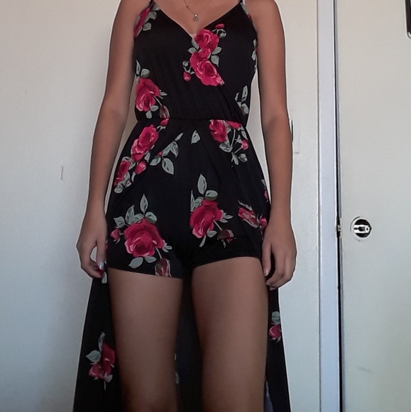 Romper - Picture 2 of 3